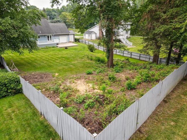 5222 EAST LAKE Road, Harborcreek, PA 16511