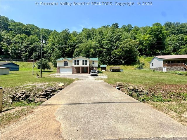 457 Harts Creek Road, Verdunville, WV 25649