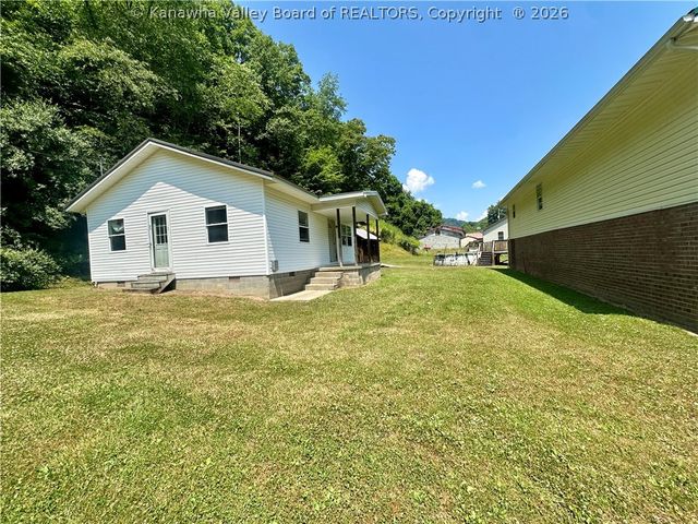 457 Harts Creek Road, Verdunville, WV 25649