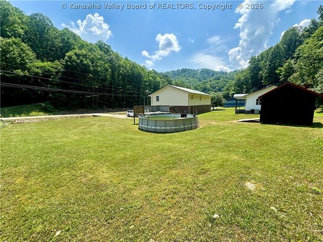 457 Harts Creek Road, Verdunville, WV 25649