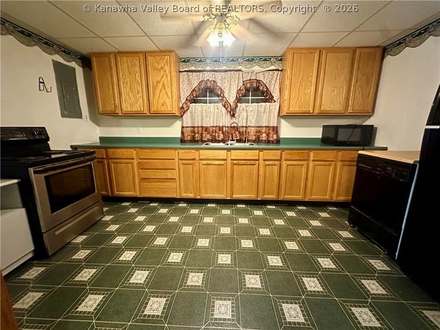 457 Harts Creek Road, Verdunville, WV 25649