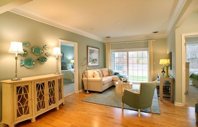 130 Trotter Rd 101, Weymouth, MA 02190
