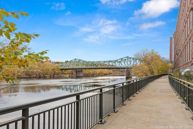 130 John St 107, Lowell, MA 01852