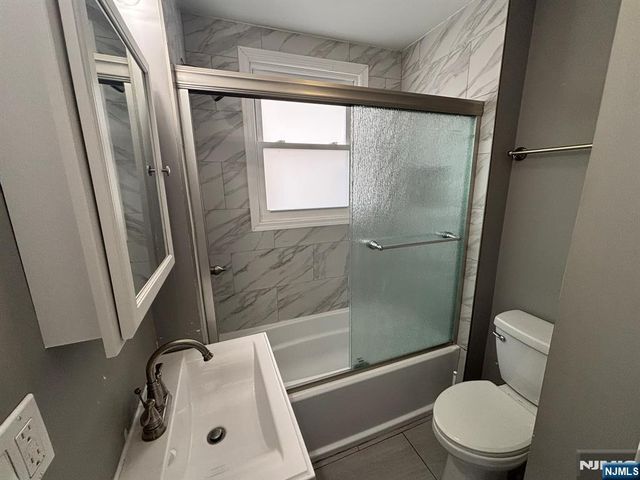 16 Harding Terrace 2, Kearny, NJ 07032