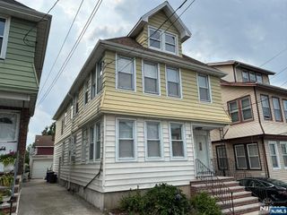 16 Harding Terrace, Kearny, NJ 07032