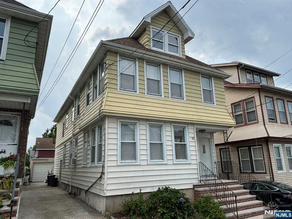 16 Harding Terrace 2, Kearny, NJ 07032