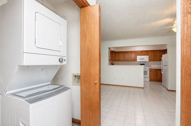 301 SE Delaware Avenue 302, Ankeny, IA 50021