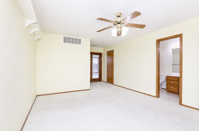 301 SE Delaware Avenue 302, Ankeny, IA 50021
