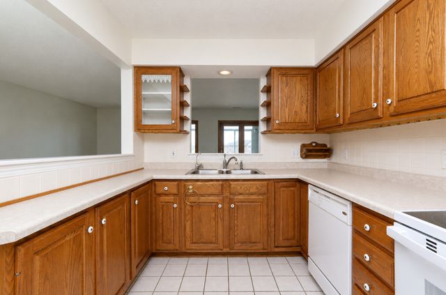 301 SE Delaware Avenue 302, Ankeny, IA 50021