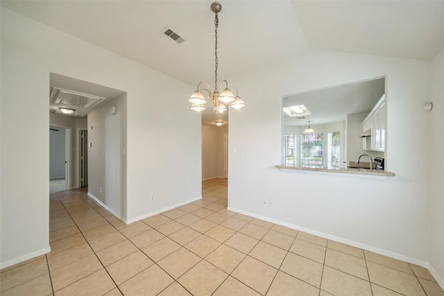 305 S Golden Oak Drive, Texas City, TX 77591