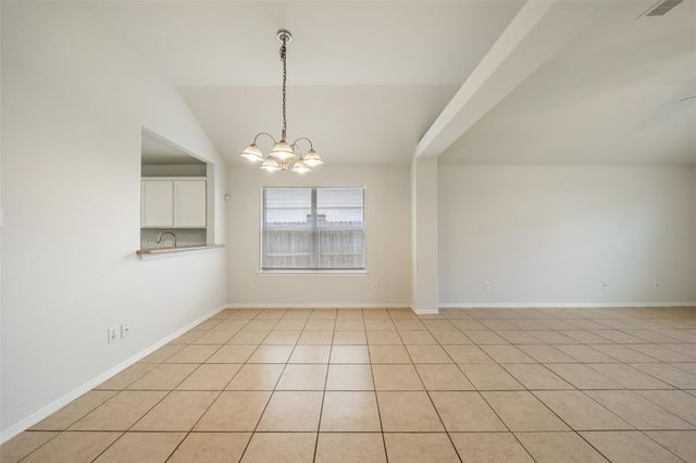 305 S Golden Oak Drive, Texas City, TX 77591