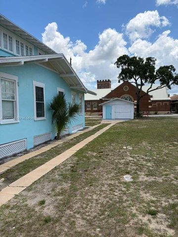 1870 Lakeview Rd, Sebring, FL 33870