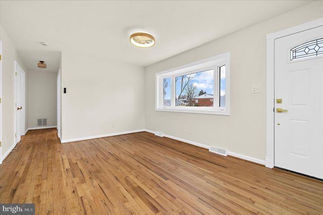 7831 OVERHILL RD, Glen Burnie, MD 21060