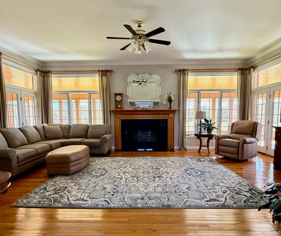 1235 Long Branch Road, Beattyville, KY 41311