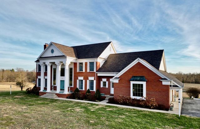1235 Long Branch Road, Beattyville, KY 41311