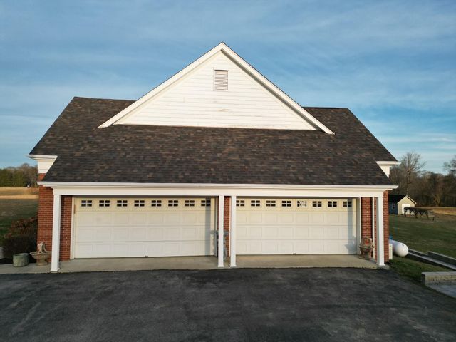 1235 Long Branch Road, Beattyville, KY 41311