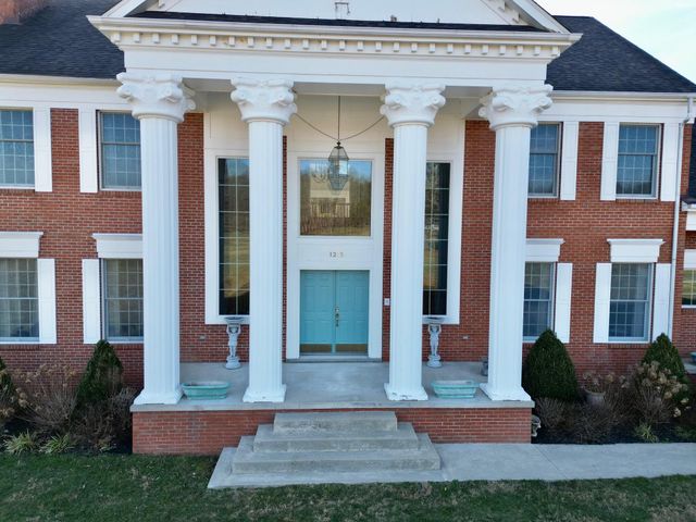 1235 Long Branch Road, Beattyville, KY 41311