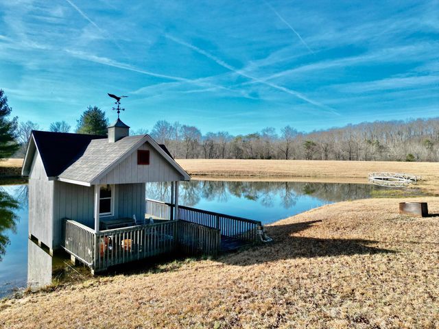 1235 Long Branch Road, Beattyville, KY 41311