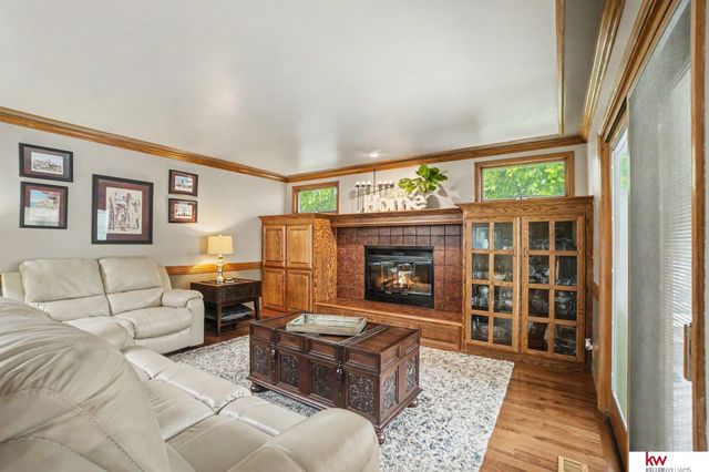 10612 Monroe Street, Omaha, NE 68127