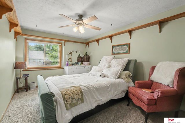 10612 Monroe Street, Omaha, NE 68127