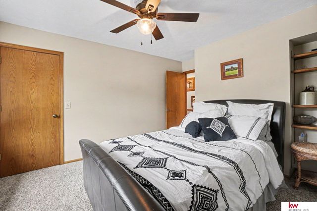 10612 Monroe Street, Omaha, NE 68127
