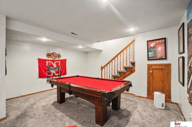 10612 Monroe Street, Omaha, NE 68127