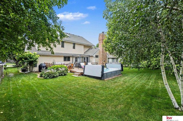 10612 Monroe Street, Omaha, NE 68127