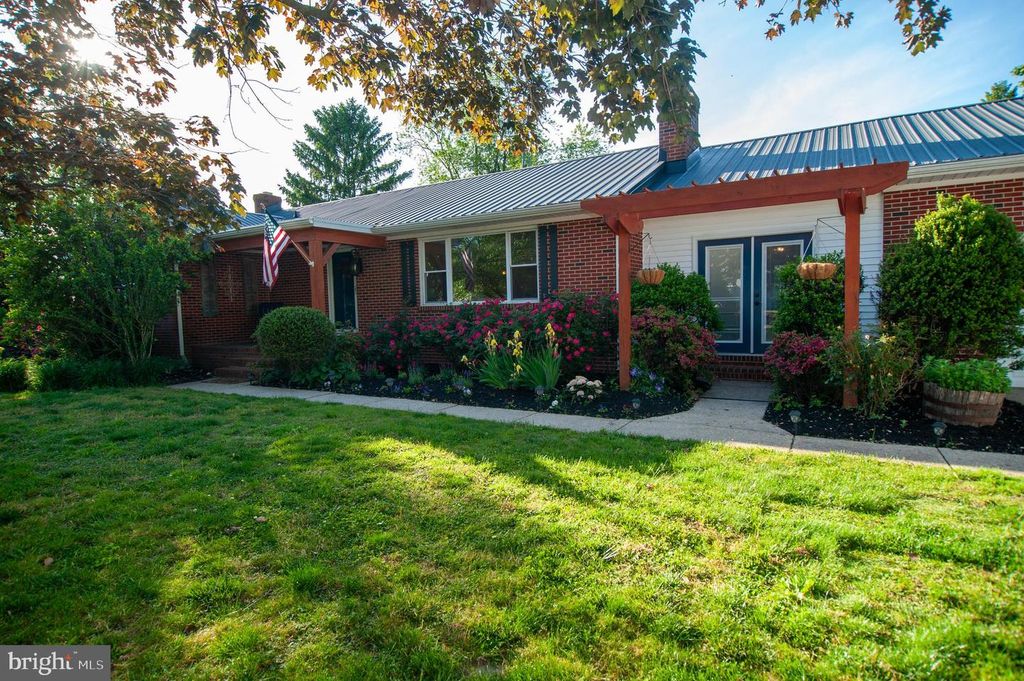 191 IRISH HILL RD, Felton, DE 19943