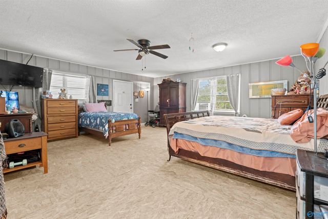 150 Berry Road, Somerville, AL 35670