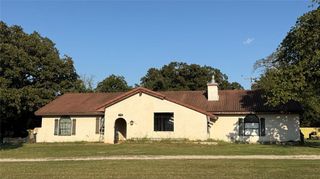 1772 N Peebly Road, Harrah, OK 73034