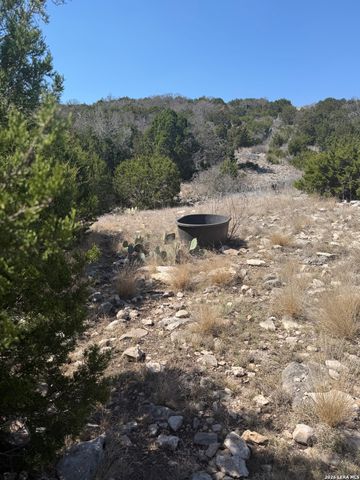 1213 Sd 42200, Rocksprings, TX 78880