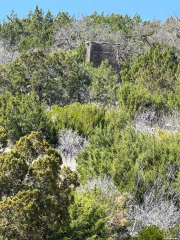 1213 Sd 42200, Rocksprings, TX 78880