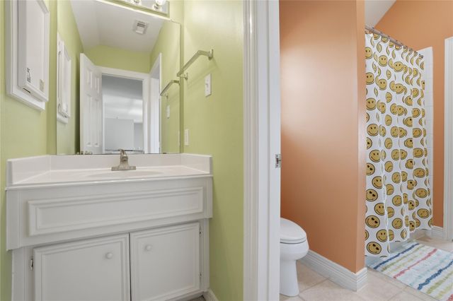 2803 Pinebend Drive, Pearland, TX 77584