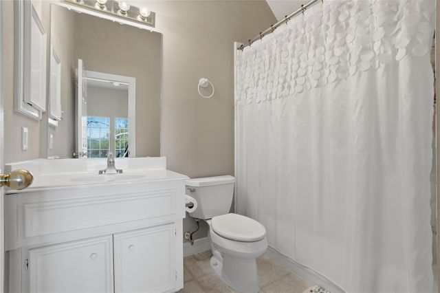 2803 Pinebend Drive, Pearland, TX 77584