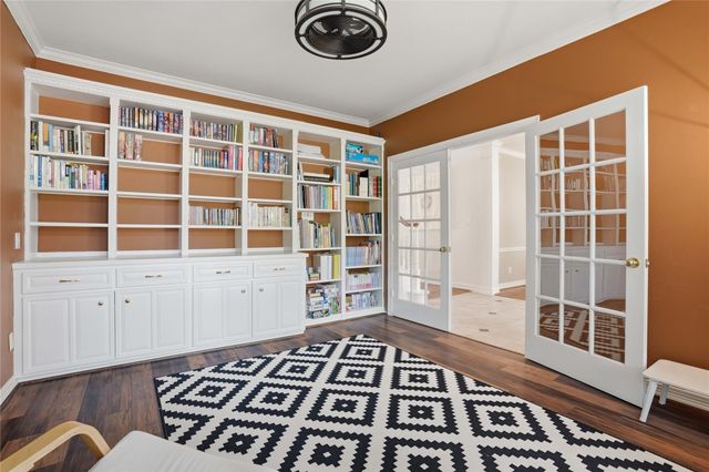 2803 Pinebend Drive, Pearland, TX 77584