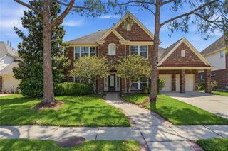 2803 Pinebend Drive, Pearland, TX 77584