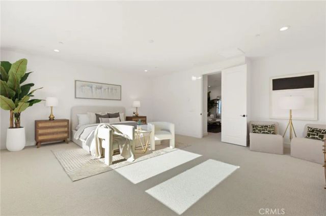 9530 N Andora Avenue, Chatsworth, CA 91311