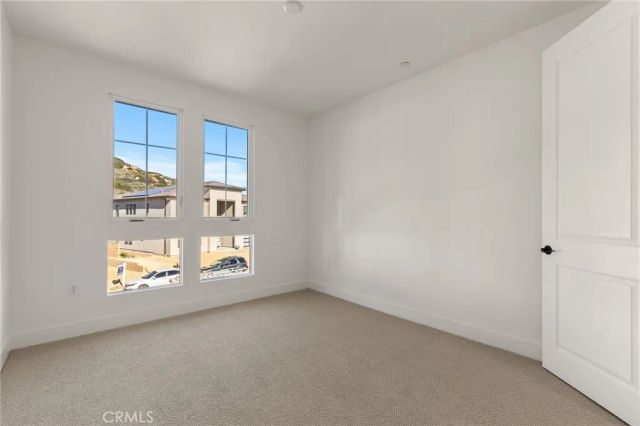 9530 N Andora Avenue, Chatsworth, CA 91311