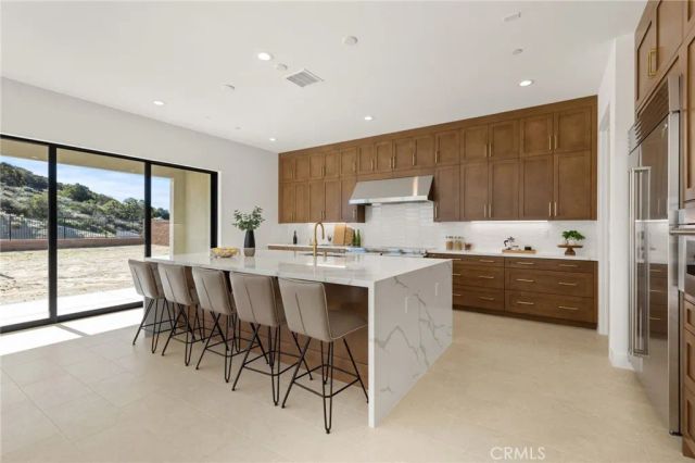 9530 N Andora Avenue, Chatsworth, CA 91311