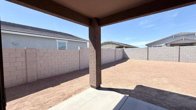 15988 W Desert Spoon Drive, Surprise, AZ 85387