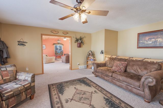 4650 Lakeview Drive, Cushing, MN 56443