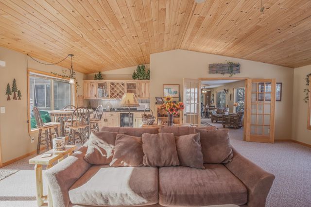 4650 Lakeview Drive, Cushing, MN 56443