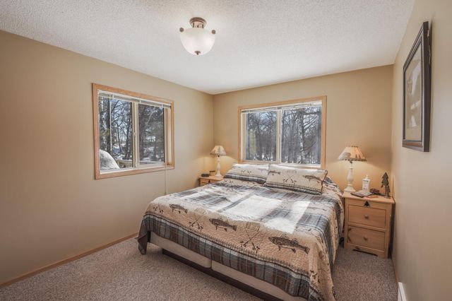 4650 Lakeview Drive, Cushing, MN 56443