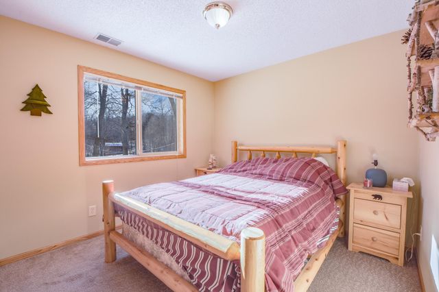 4650 Lakeview Drive, Cushing, MN 56443