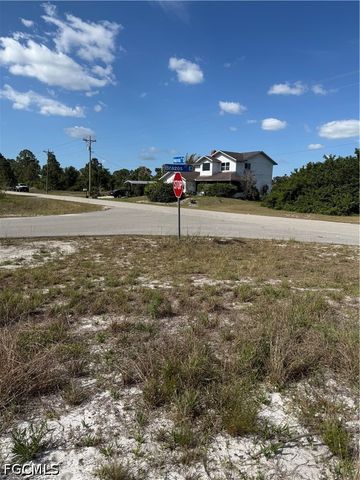 733 Anaconda AVE S, Lehigh Acres, FL 33974