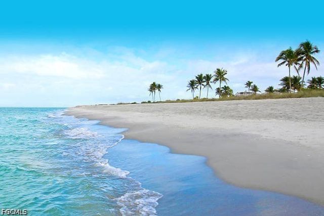 733 Anaconda AVE S, Lehigh Acres, FL 33974