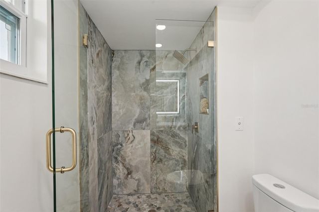 6735 KEYSTONE DRIVE, Sarasota, FL 34231