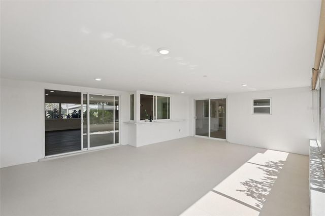 6735 KEYSTONE DRIVE, Sarasota, FL 34231