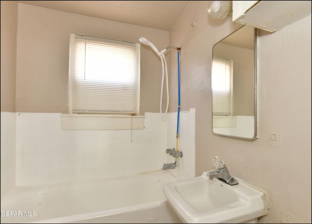 3519 Douglas Avenue C, El Paso, TX 79903