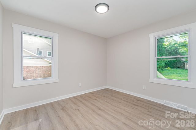 6557 Covecreek Drive, Charlotte, NC 28215